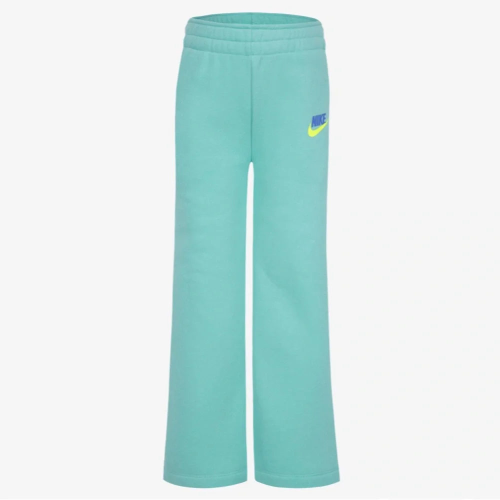NWT Nike 2pc Set